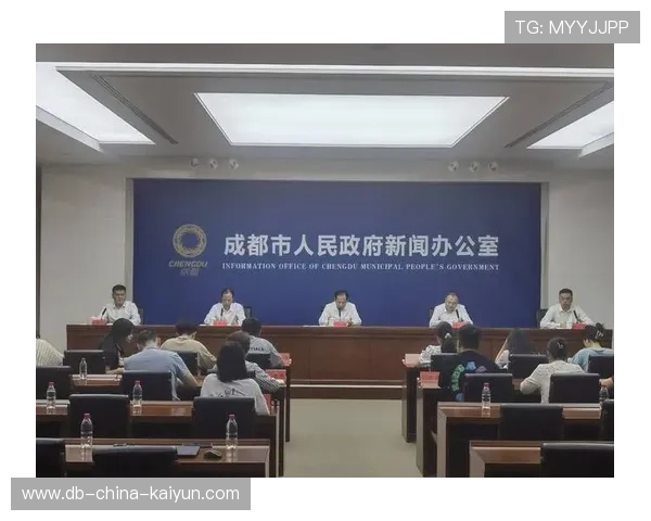 场馆公共交通接驳问题引发城市管理讨论