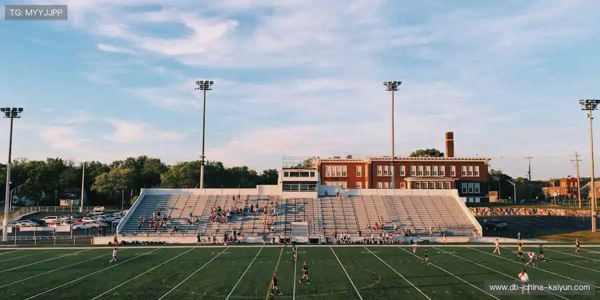 🔥热血赛事,一触即发!⚽🏀